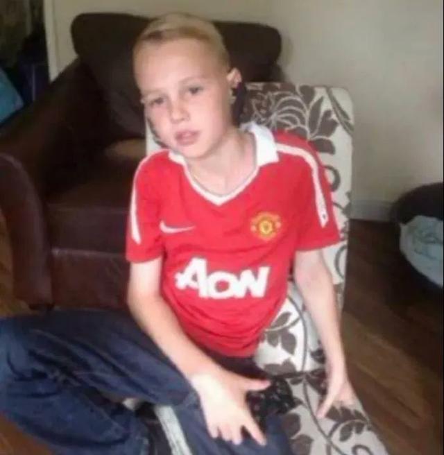 儿联梦手刃曼联！谁还说帕尔默是“曼城废品”？